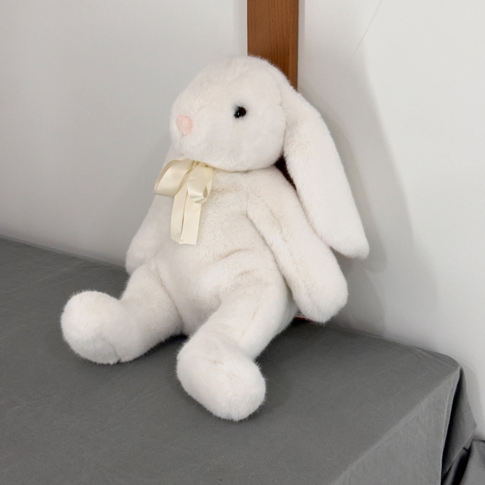 Douglas Cuddle Toys White Bunny Rabbit‎ Plush Bianca #15119 Sitting 12" Tall - Picture 3 of 7